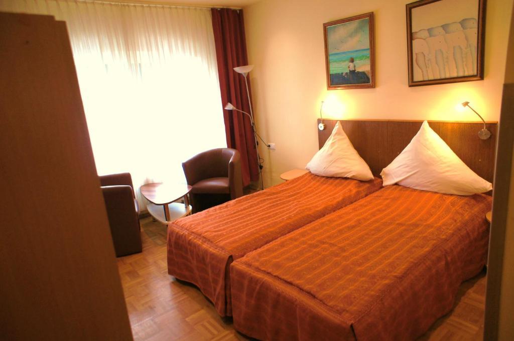 City Hotel MHG Buitenkant foto