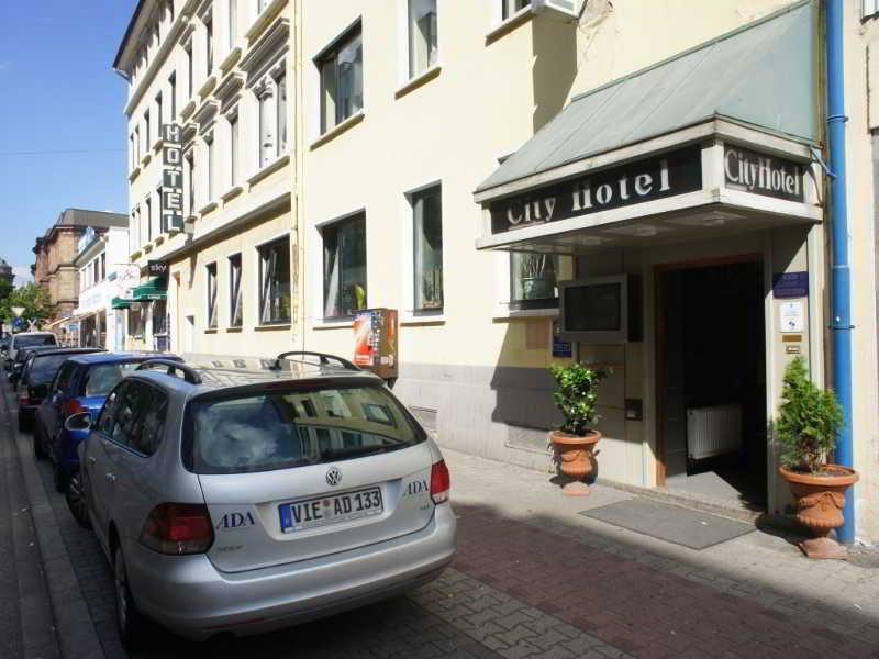 City Hotel MHG Buitenkant foto